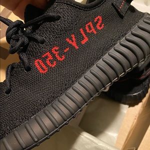 Yeezy 350 V2 Bred